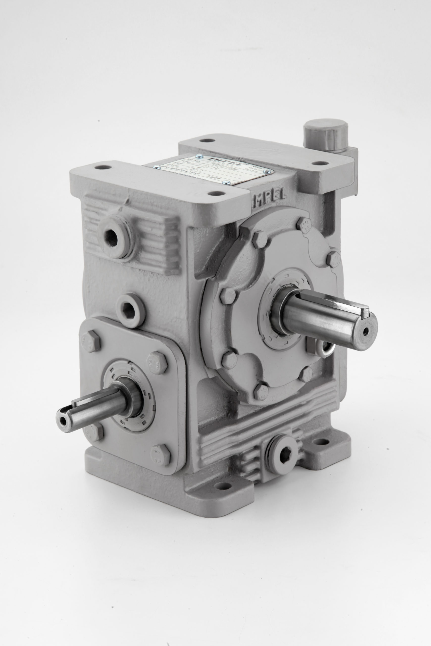 Worm Reduction Gearbox Cast Body - Impetus Prolific Pvt. Ltd.